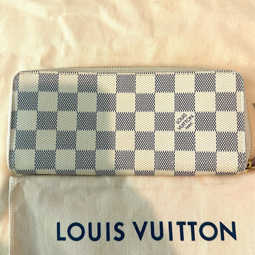 Louis Vuitton Clémence Wallet